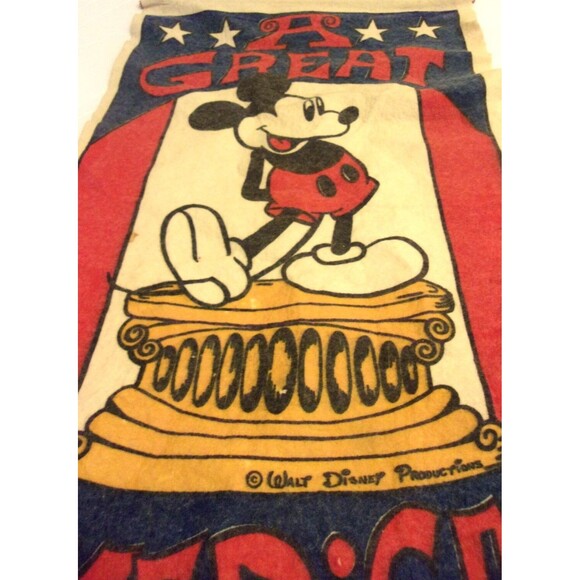A Great American Mickey Mouse Disney Felt Banner  Vintage 1970's - Picture 3 of 6